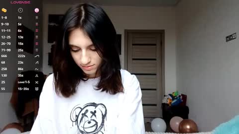 EVA online show from 11-25-25, 07:08