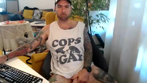 Snapshot of lovalova666 chatting on 07-30-26, 08:35 Guapito online show from 07-30-26, 08:35