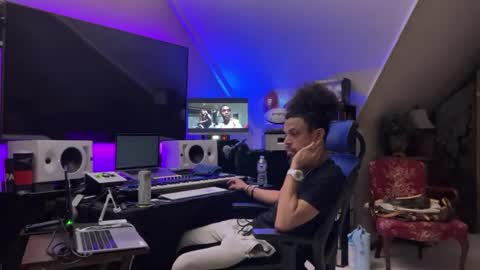 Prynce online show from 07-17-26, 02:51
