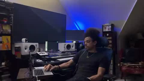 Prynce online show from 07-23-26, 01:58