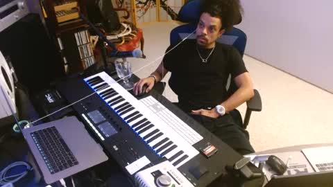 Prynce online show from 07-31-26, 03:28