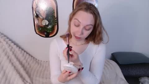 love bella  online show from 05-07-26, 12:49