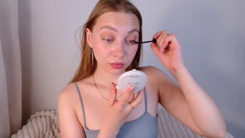 love bella  online show from 06-02-26, 12:01