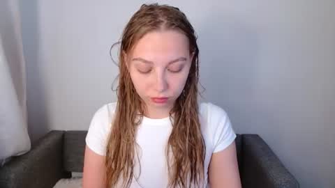 love bella  online show from 06-30-26, 11:50