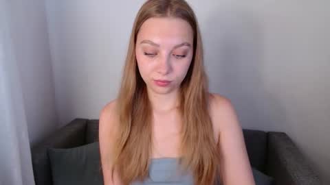 love bella  online show from 07-02-26, 12:21