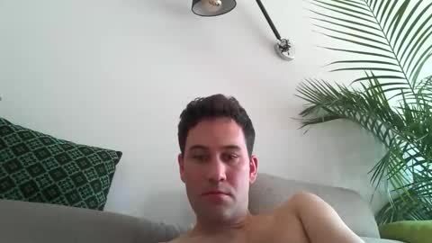 Snapshot of love_control chatting on 05-09-26, 12:21 love_control online show from 05-09-26, 12:21