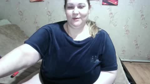 Snapshot of love_milanna chatting on 12-23-24, 05:06 Milana online show from 12-23-24, 05:06