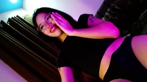 Seren online show from 10-26-25, 10:32