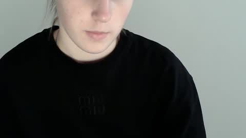 Vivian online show from 11-17-25, 11:49