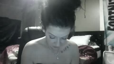 loveashlii online show from 06-01-26, 07:54