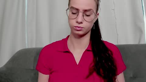Elisabette online show from 04-30-26, 08:53