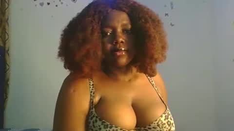 Snapshot of lovecumsluttie chatting on 10-01-25, 07:09 mila online show from 10-01-25, 07:09