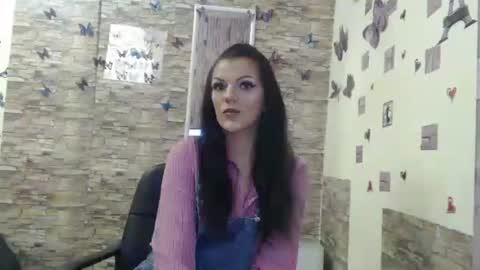 Snapshot of lovediamond1 chatting on 12-01-24, 06:52 mary online show from 12-01-24, 06:52