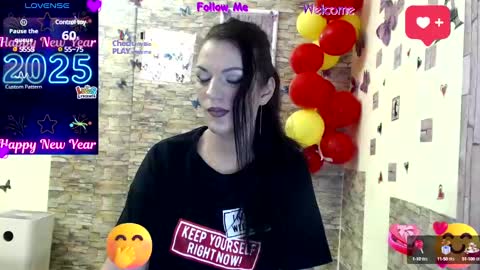 Snapshot of lovediamond1 chatting on 01-07-25, 05:53 mary online show from 01-07-25, 05:53