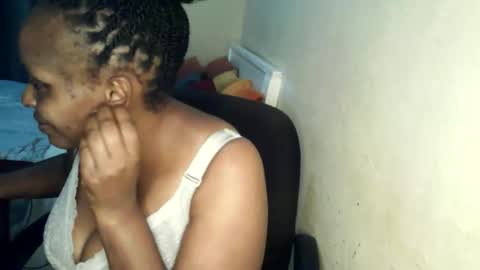 loveedee4 online show from 05-02-26, 12:59