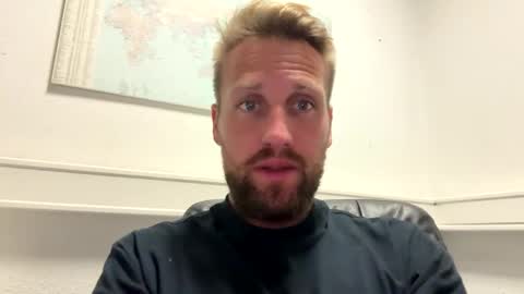 lovefuesse online show from 09-18-25, 07:43