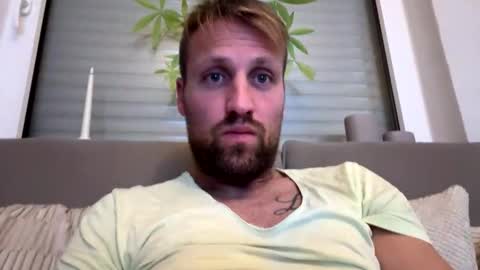 lovefuesse online show from 11-05-25, 09:04