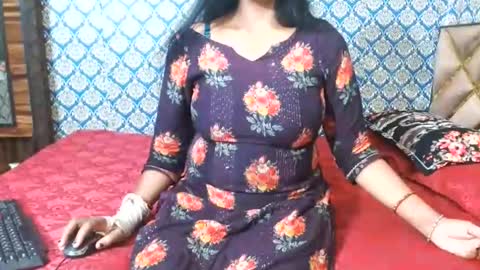 Divya online show from 11-05-25, 03:34
