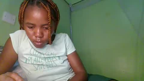 lovegal335 online show from 01-11-26, 02:22