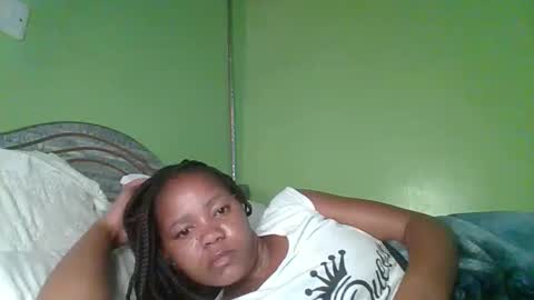 Snapshot of lovegal335 chatting on 06-08-26, 05:19 lovegal335 online show from 06-08-26, 05:19