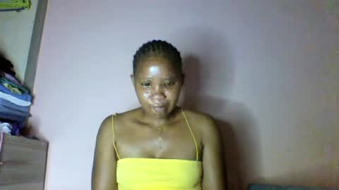 Snapshot of lovegal335 chatting on 07-08-26, 07:07 lovegal335 online show from 07-08-26, 07:07