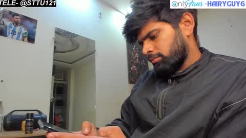 Snapshot of lovehairyindian chatting on 12-09-24, 07:07 Indian hairy online show from 12-09-24, 07:07