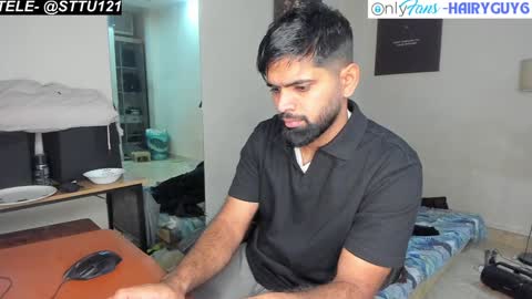 Snapshot of lovehairyindian chatting on 12-17-24, 04:00 Indian hairy online show from 12-17-24, 04:00