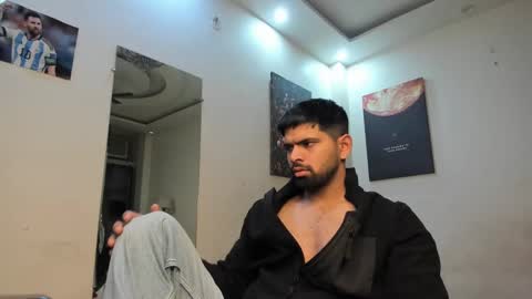 Snapshot of lovehairyindian chatting on 02-27-25, 11:20 Indian hairy online show from 02-27-25, 11:20