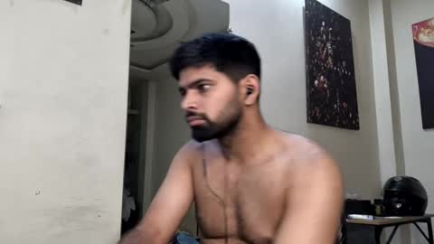 Snapshot of lovehairyindian chatting on 03-05-25, 08:10 Indian hairy online show from 03-05-25, 08:10