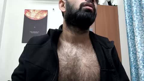 Snapshot of lovehairyindian chatting on 11-19-25, 07:30 Indian hairy online show from 11-19-25, 07:30