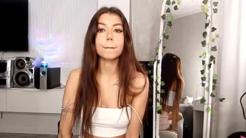 Flora online show from 02-17-26, 11:18