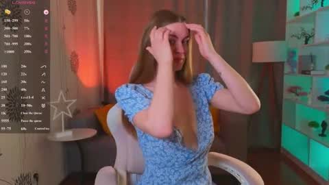 Laura online show from 05-18-26, 12:00