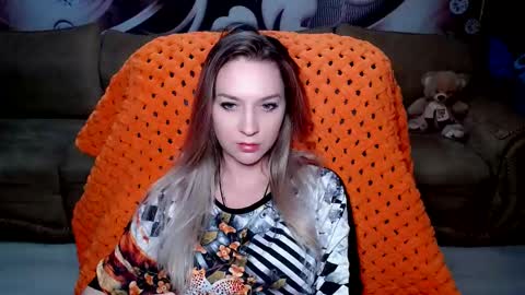 Snapshot of lovellymalina chatting on 01-02-25, 01:08 private open online show from 01-02-25, 01:08