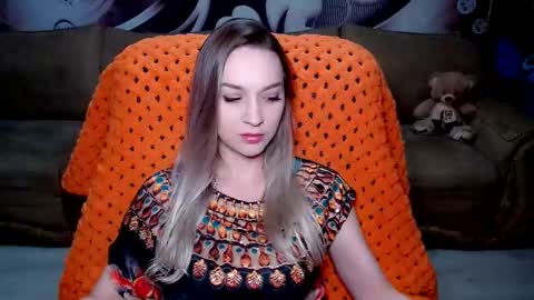 Snapshot of lovellymalina chatting on 01-04-25, 02:14 private open online show from 01-04-25, 02:14