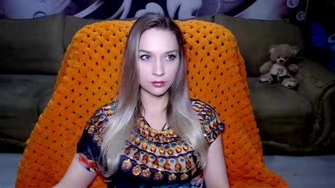 Snapshot of lovellymalina chatting on 01-11-25, 02:25 private open online show from 01-11-25, 02:25
