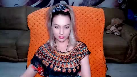 Snapshot of lovellymalina chatting on 02-13-25, 04:17 private open online show from 02-13-25, 04:17