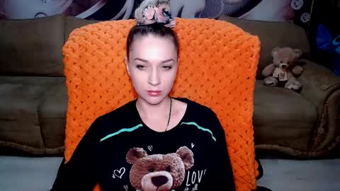 Snapshot of lovellymalina chatting on 02-23-25, 02:25 private open online show from 02-23-25, 02:25