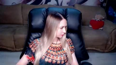 Snapshot of lovellymalina chatting on 10-02-25, 02:13 private open online show from 10-02-25, 02:13