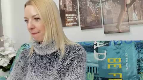 Snapshot of lovely__audrey chatting on 02-24-26, 08:34 lovely__audrey online show from 02-24-26, 08:34