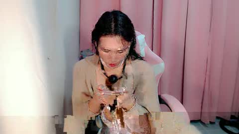 your angel online show from 01-11-25, 02:04