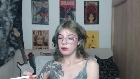 Cassie online show from 02-22-25, 12:27