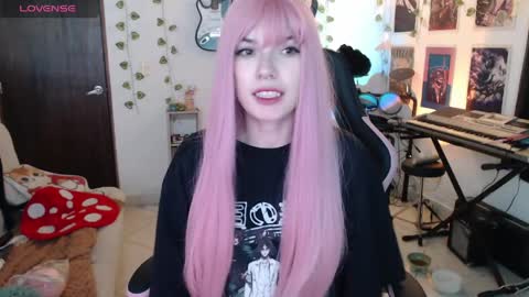 Cassie online show from 04-07-26, 05:30