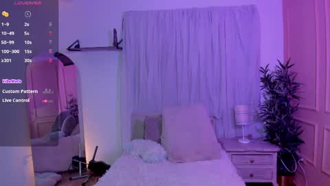 Emma online show from 06-27-26, 01:50