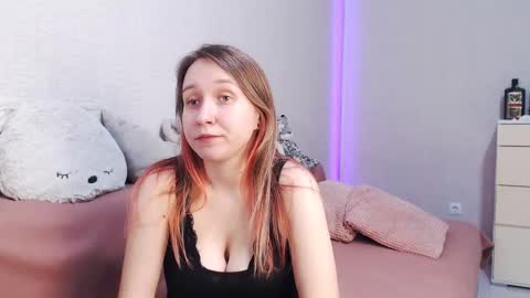 Lovely Hayley online show from 04-30-26, 09:41