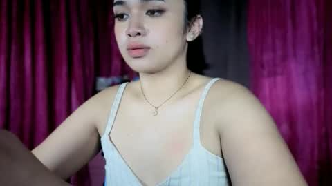 Snapshot of lovely_kurtny04 chatting on 05-04-26, 10:17 LOVE online show from 05-04-26, 10:17