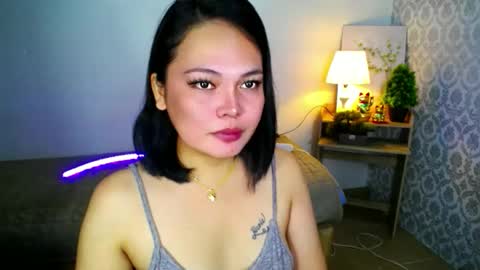 lovely_mara69x online show from 10-14-25, 08:42