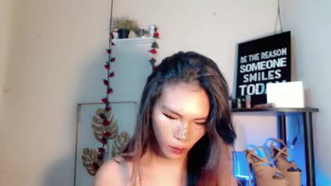 KATE online show from 04-18-26, 02:59