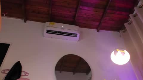    online show from 11-05-25, 10:26