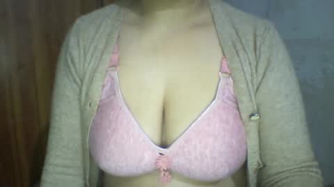 katrina follow me guys online show from 01-05-25, 07:28