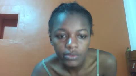 Lovely yvonne online show from 10-08-25, 03:53